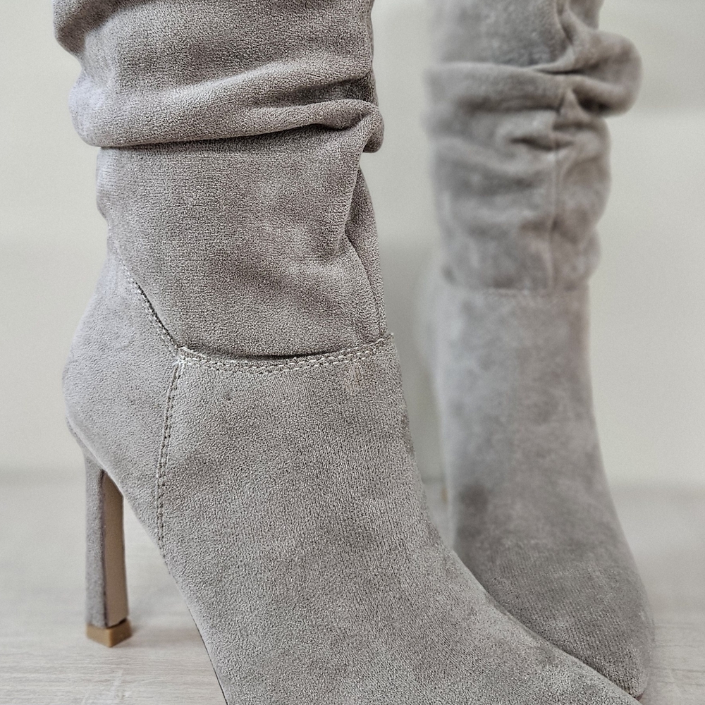 Slouchy Pointed-Toe Heeled Boots in Light Gray Suede - Picture 2 of 6